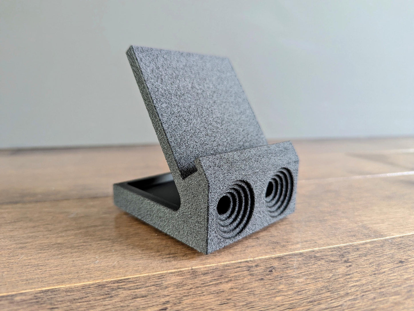 Music Enhancing Phone Stand - Passive Acoustic Speakers & Amplifier