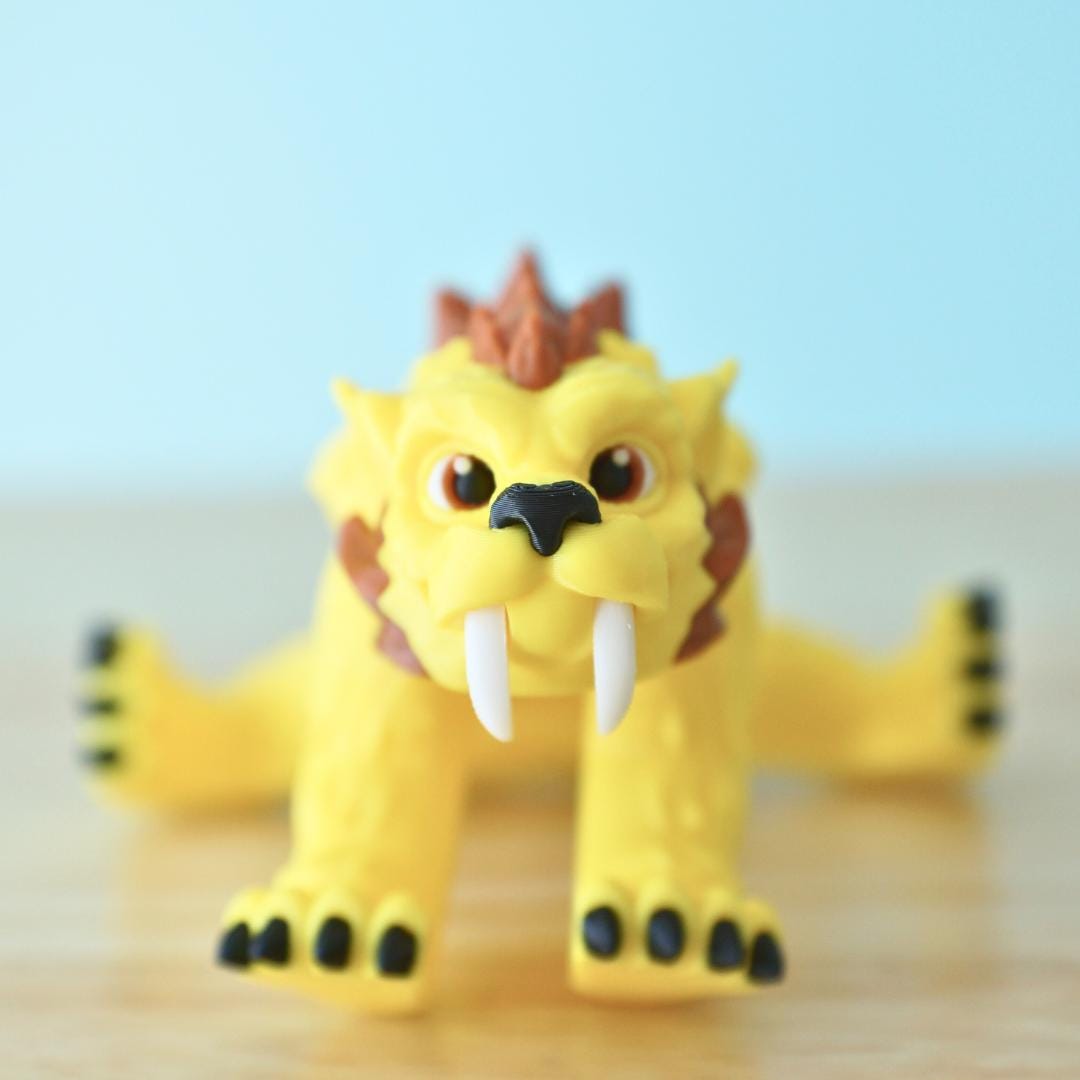 Charming Saber-Tooth Tiger – 3D Printed Articulated Fidget Toy – Unique Gift for Kids & Collectors