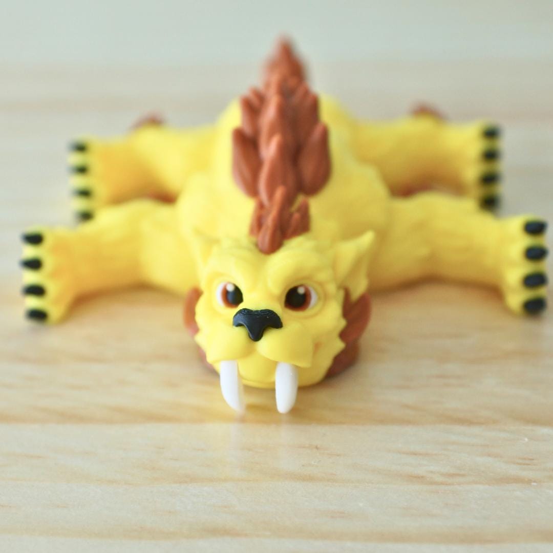 Charming Saber-Tooth Tiger – 3D Printed Articulated Fidget Toy – Unique Gift for Kids & Collectors