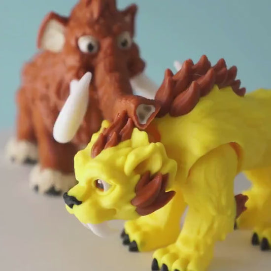 Saber Tooth Tiger and Woolly Mammoth Set – 3D Printed Articulated Fidget Toy – Unique Gift for Kids & Collectors