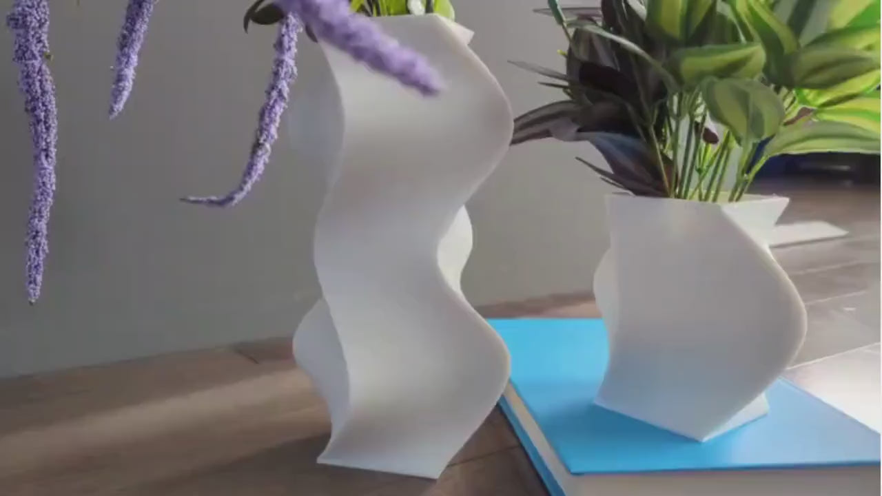 Elegant Modern Wave Vase: Excellent Home Decor Gift For The Holidays